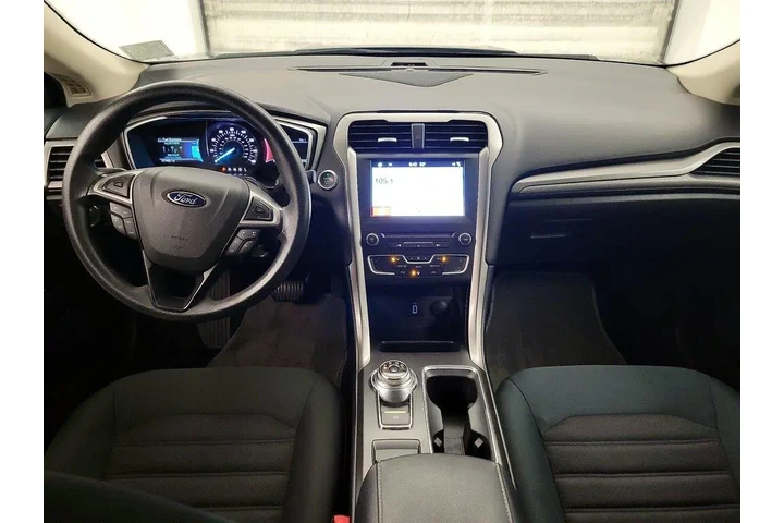 $13599 : Ford Fusion 2017 SE 4dr Seda image 9