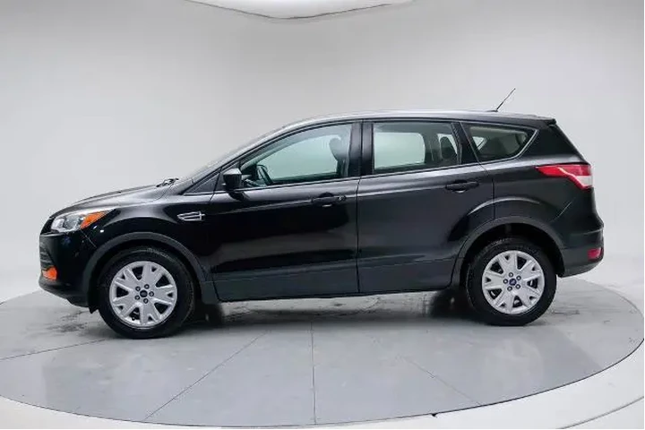 $7999 : Ford Escape 2015 S 4dr SUV image 2