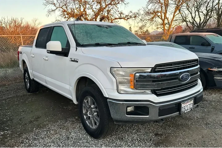 $29351 : Ford F-150 2020 4x4 Lariat 4 image 2