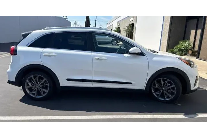 $17900 : Kia Niro 2020 Touring 4dr Cr image 3
