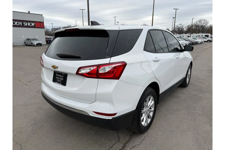 $9980 : 2018 Equinox LS image 2