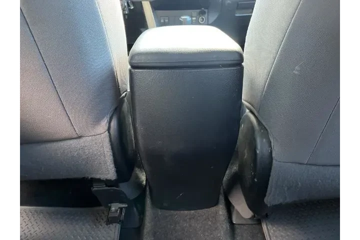 $11850 : Toyota RAV4 2015 AWD LE 4dr image 10