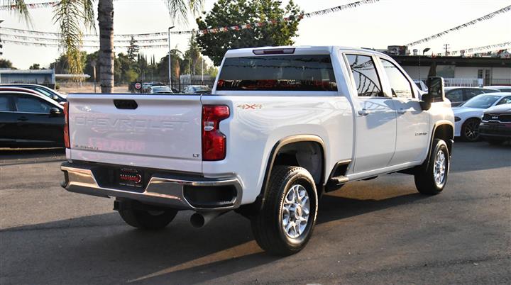 $48684 : Silverado 2500HD LT image 8