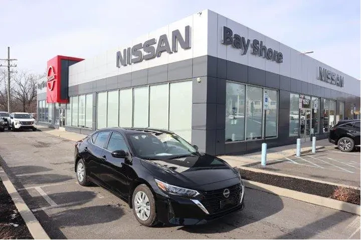 $16251 : Nissan Sentra 2025 S 4dr Sed image 1