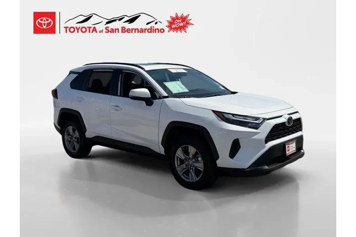 $36978 : Toyota RAV4 2025 AWD XLE 4dr image 7