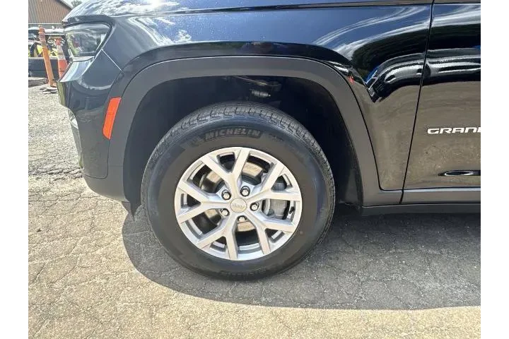 $29795 : Jeep Grand Cherokee 2022 4x4 image 10