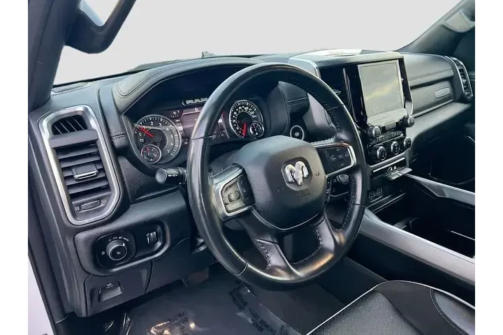 $38800 : Ram 1500 2024 4x4 Laramie 4d image 8