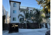 $2400 : 3bed  in Korean town LA thumbnail