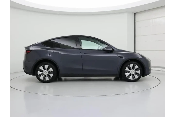 $29998 : Tesla Model Y 2022 AWD Long image 7