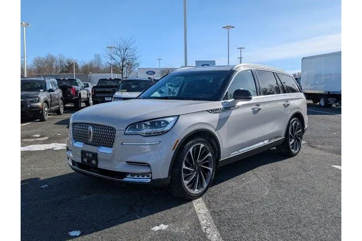 $31972 : Lincoln Aviator 2020 AWD Res image 7