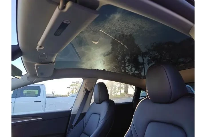 $38578 : Tesla Model Y 2024 AWD Long image 9