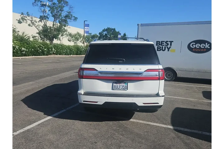 $37500 : Lincoln Navigator L 2021 4x4 image 7