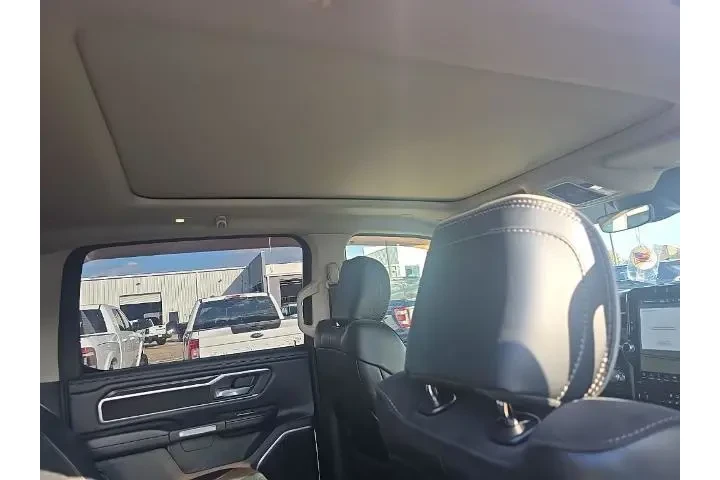 $31200 : Ram 1500 2022 4x4 Laramie 4d image 10