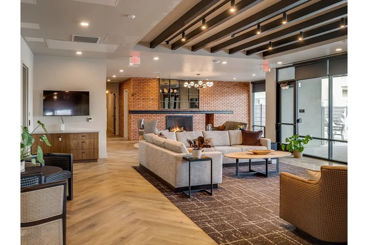 $1662 : Single or married image 2