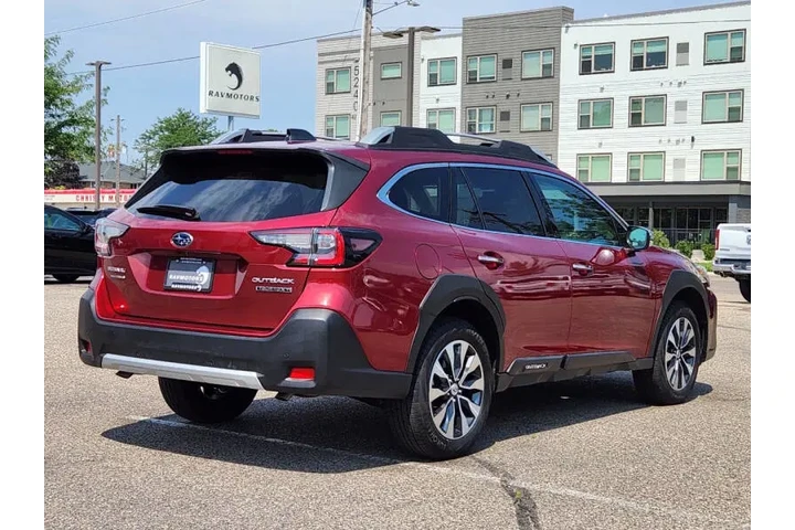 $27495 : 2025 Outback Touring XT image 10