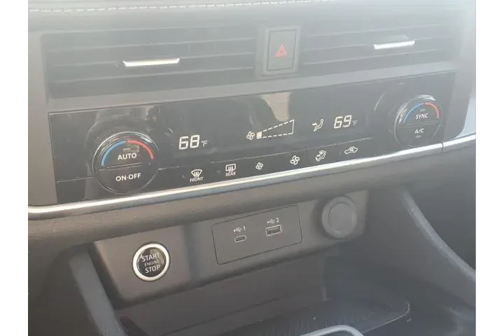 $20657 : Nissan Rogue 2023 AWD SV 4dr image 7