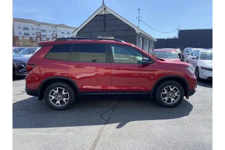 $27487 : Honda Passport 2023 AWD Trai image 3