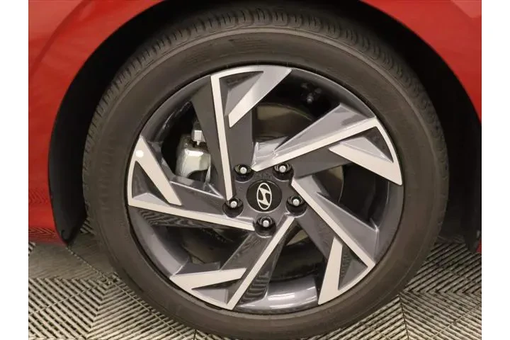 $19599 : Hyundai ELANTRA 2025 SEL Spo image 7