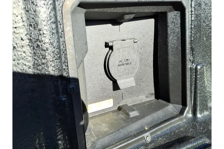 $39750 : Ford F-150 2023 4x4 XLT 4dr image 7