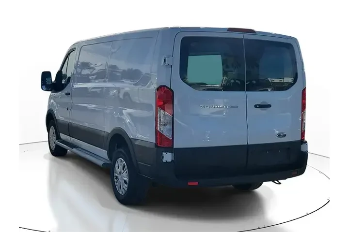 $34591 : Ford Transit 2024 250 3dr SW image 3