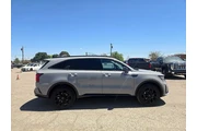 $30995 : Kia Sorento 2023 AWD SX 4dr thumbnail
