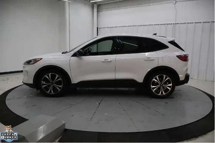 $15995 : Ford Escape 2022 SE 4dr SUV image 7