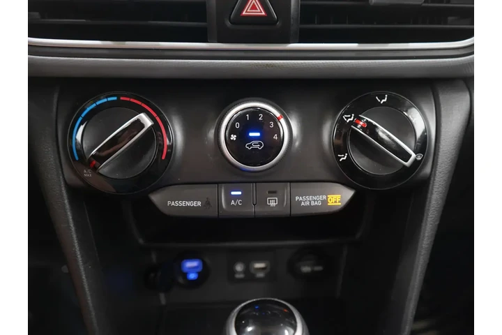$15998 : Hyundai KONA 2020 AWD SE 4dr image 6