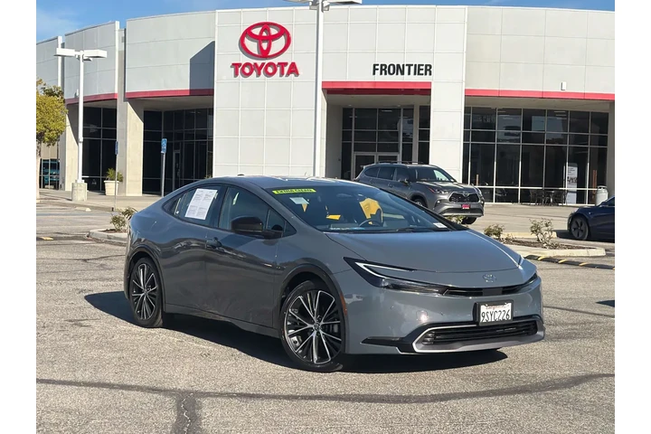 $31652 : Toyota Prius 2025 LE 4dr Hat image 1