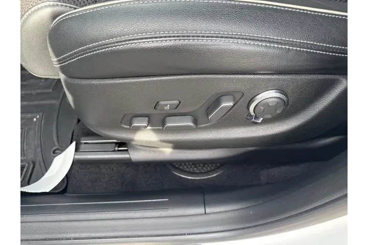 $33990 : Genesis GV70 2022 AWD 3.5T S image 5