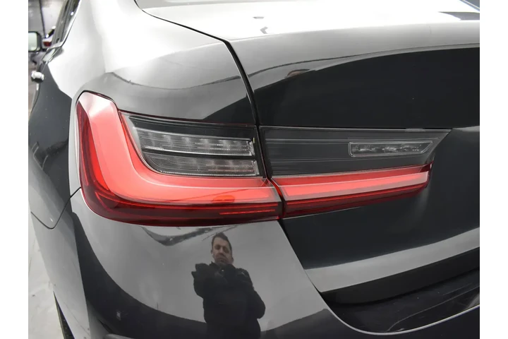 $21995 : BMW 3 Series 2024 330i 4dr S image 8