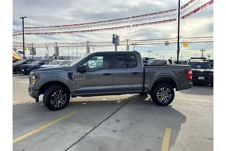 $39591 : Ford F-150 2023 4x4 XL 4dr S image 10