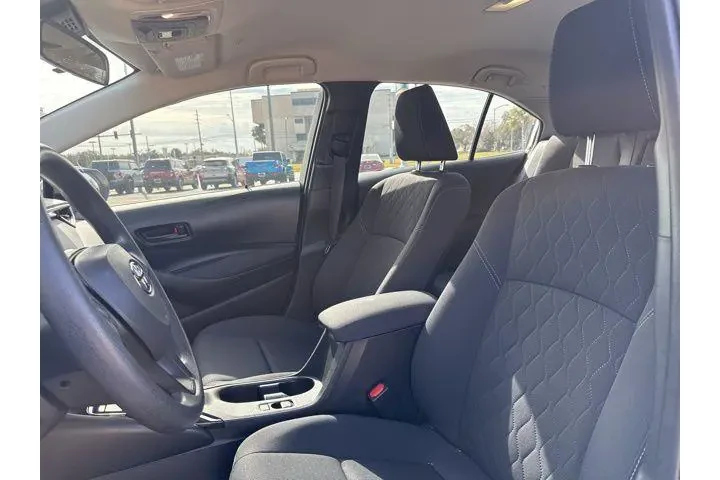 $17991 : Toyota Corolla 2023 LE 4dr S image 7