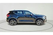 $23683 : Volvo XC40 2024 AWD B5 Core thumbnail