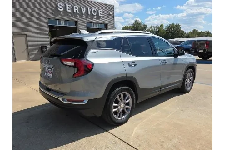 $19900 : GMC Terrain 2024 AWD SLT 4dr image 5