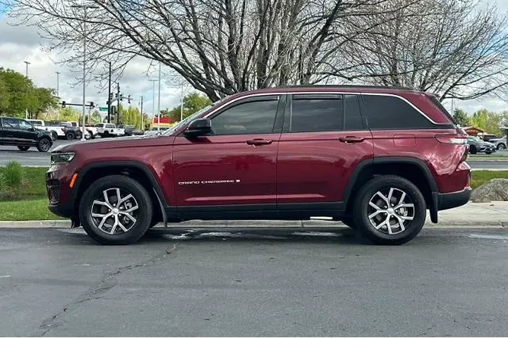 $32995 : Jeep Grand Cherokee 2025 4x4 image 5