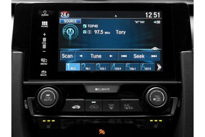 $16588 : Honda Civic 2017 LX 4dr Hatc image 10