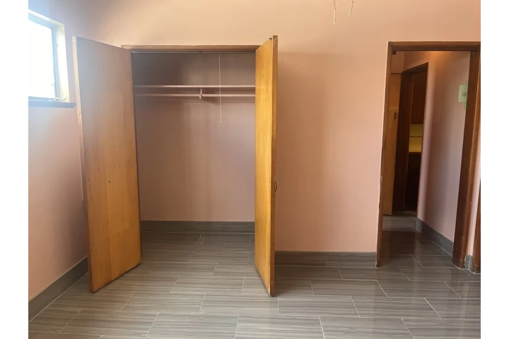 $1900 : Apartment in Huntington Park image 7