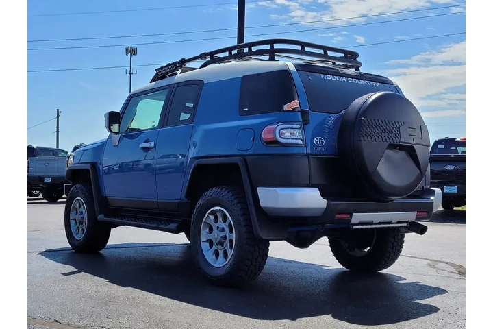 $25997 : Toyota FJ Cruiser 2013 4x4 4 image 6
