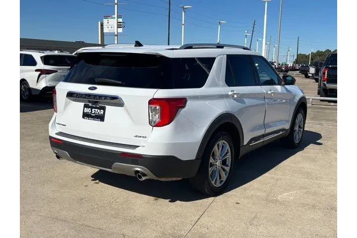 $29499 : Ford Explorer 2023 AWD Limit image 3