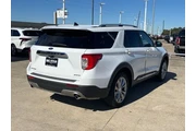 $29499 : Ford Explorer 2023 AWD Limit thumbnail