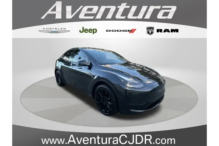 $28000 : Tesla Model Y 2024 Long Rang image 1