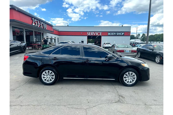 $6980 : 2012 Camry 4dr Sdn I4 Auto SE image 1