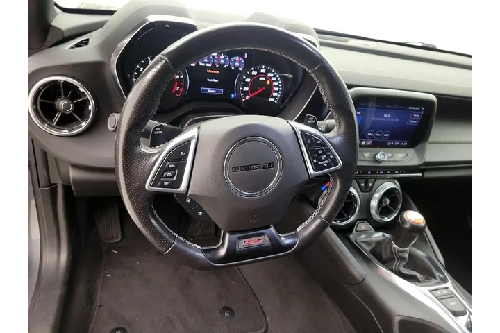 $39998 : Chevrolet Camaro 2022 SS 2dr image 10