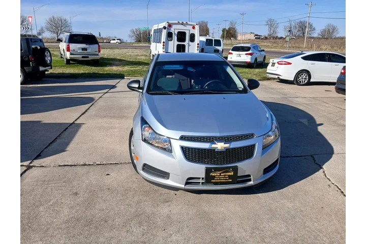 $6999 : 2013 Cruze LS Auto image 2