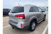 $9999 : Kia Sorento 2014 AWD LX 4dr thumbnail
