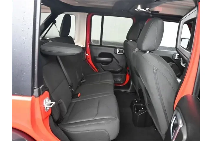 $30339 : Jeep Wrangler 2023 4x4 Sport image 7