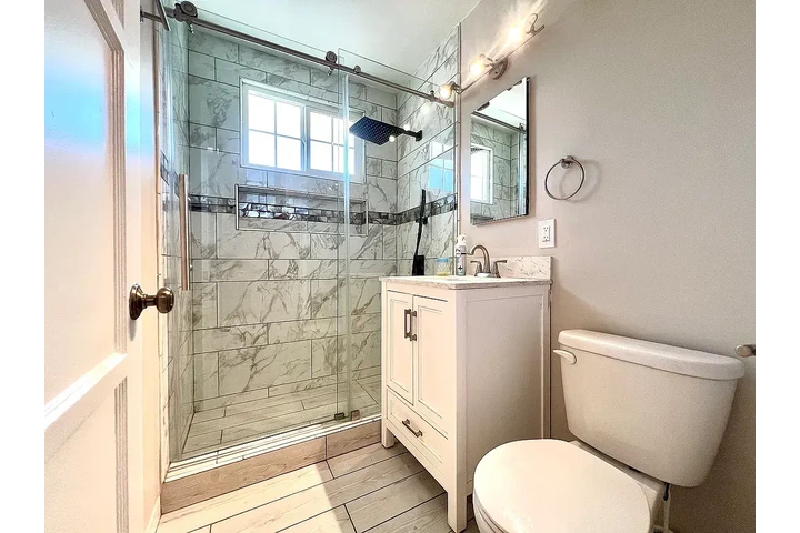 $3000 : House For Rent image 6