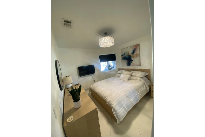 $800 : Rento cuarto image 3