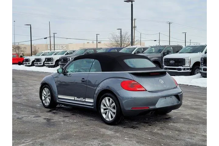 $18998 : Volkswagen Beetle Convertibl image 5