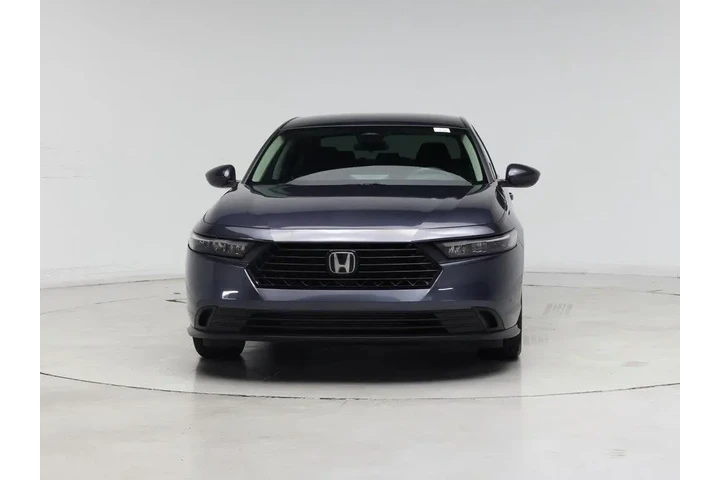 $22998 : Honda Accord 2024 LX 4dr Sed image 5